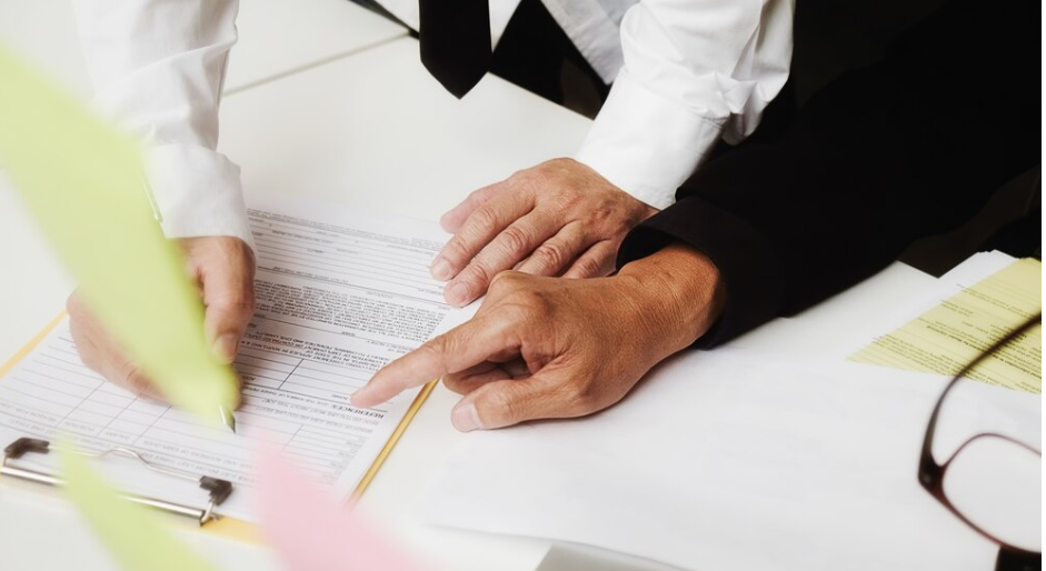 Contract drafting lawyers in Saudi Arabia